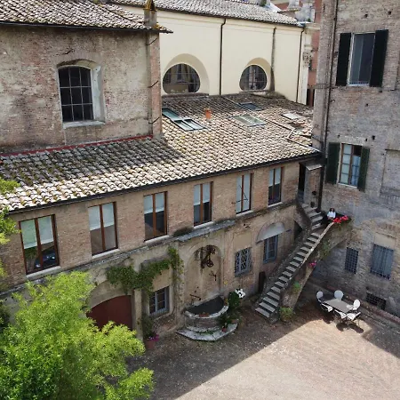 Palazzo Bruchi Bed & Breakfast Siena