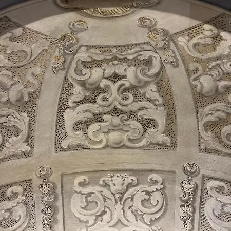 לינה וארוחת בוקר Palazzo Bruchi *