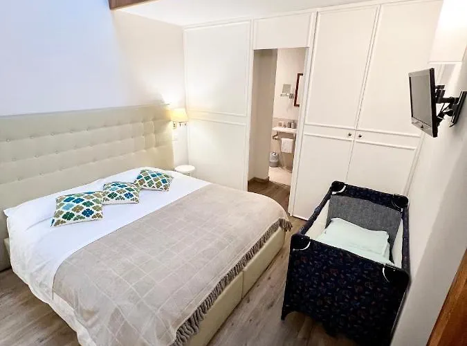 帕拉佐布鲁奇住宿加早餐旅馆