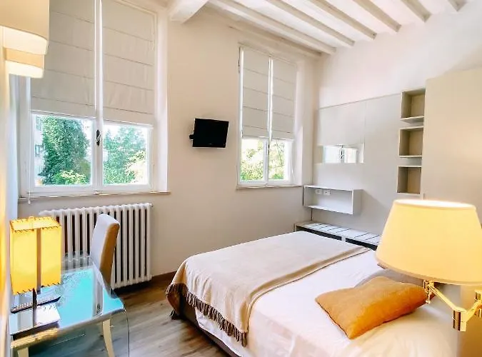 帕拉佐布鲁奇住宿加早餐旅馆