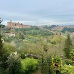 Bed & Breakfast Palazzo Bruchi 3*