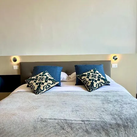 Palazzo Bruchi Bed & Breakfast *