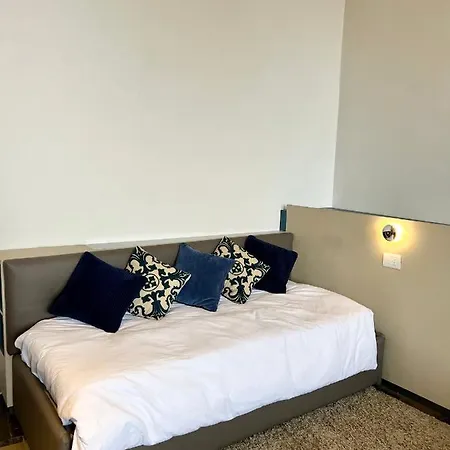 Palazzo Bruchi B&B