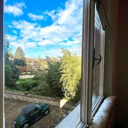 Palazzo Bruchi Bed & Breakfast