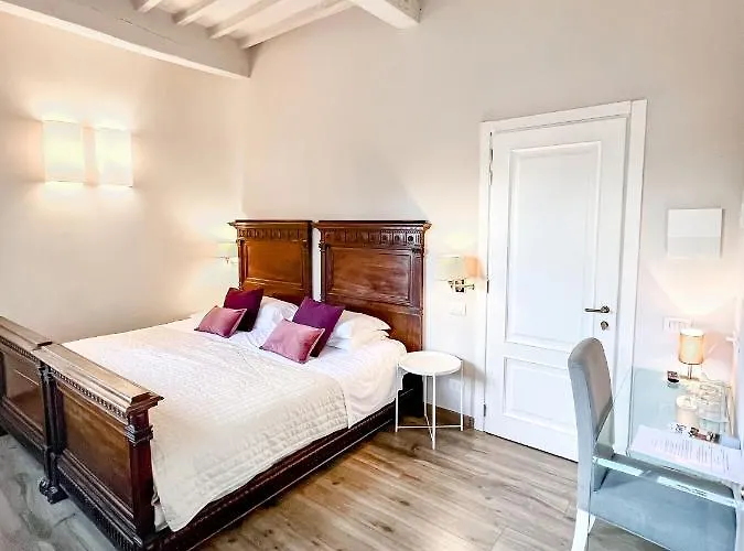 Palazzo Bruchi 3* Сієна