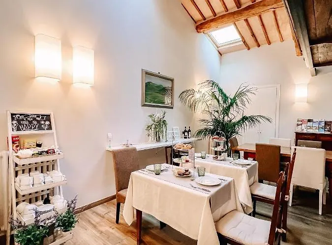 Palazzo Bruchi Panzió 3*