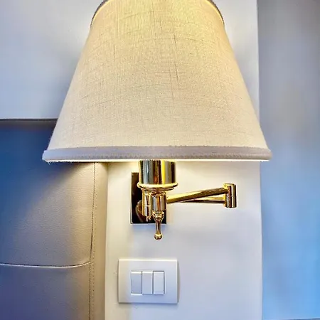 Palazzo Bruchi Bed and Breakfast