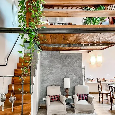 Palazzo Bruchi Bed and Breakfast