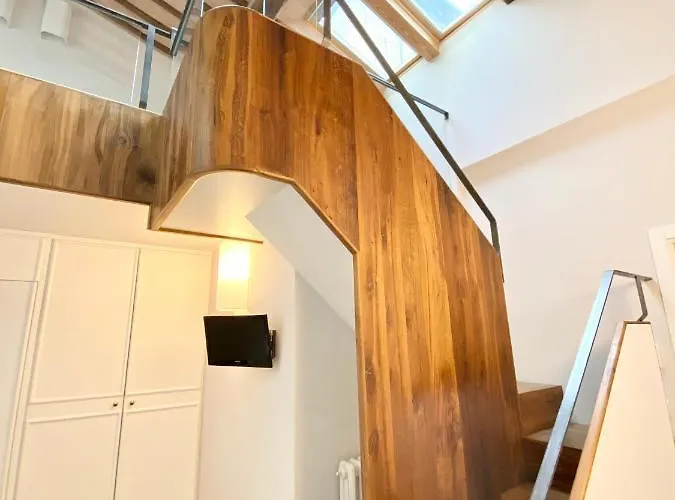 Palazzo Bruchi Alojamento de Acomodação e Pequeno-almoço 3*