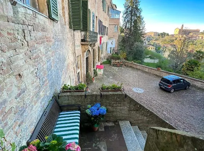 Palazzo Bruchi Сиена