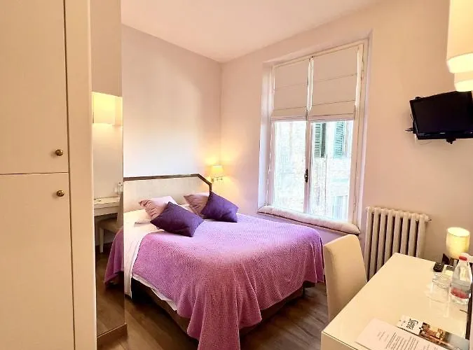 Palazzo Bruchi Bed & Breakfast