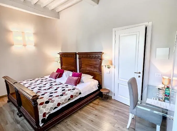 Palazzo Bruchi Bed & Breakfast Siena